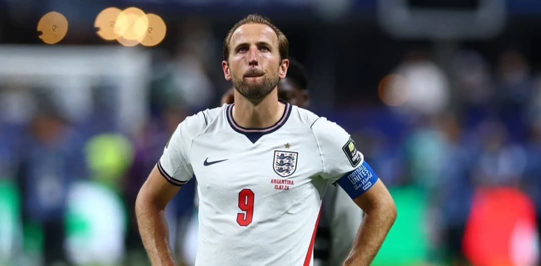 Kane says England must rise after Argentina defeat