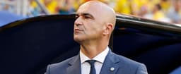 Netherlands open talks with Roberto Martínez