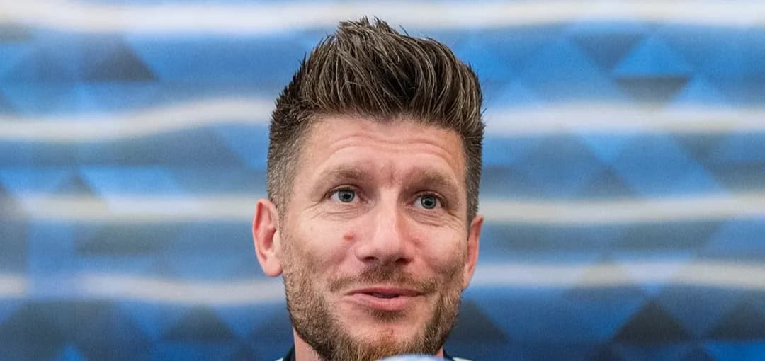 Scotland appoint Poconoli as Clarke replacement