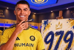 Ronaldo moves to 979 career goals after Abha strike