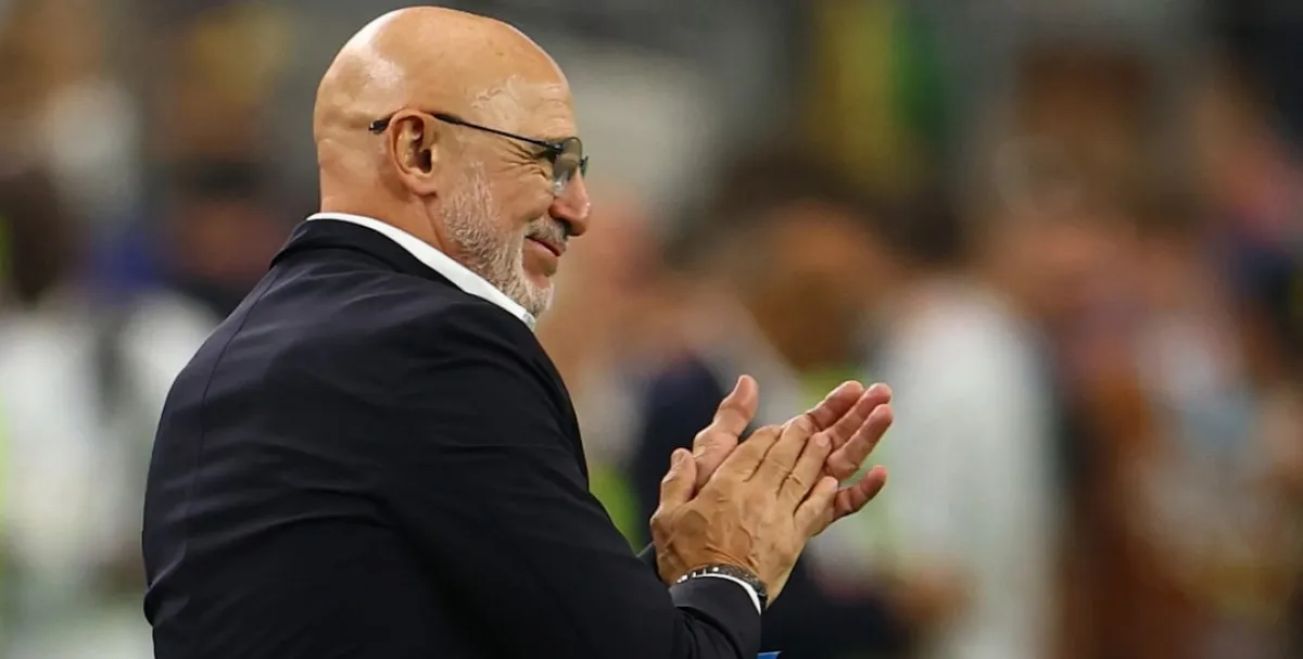 De la Fuente wins men's coach of the year at the Ballon d'Or