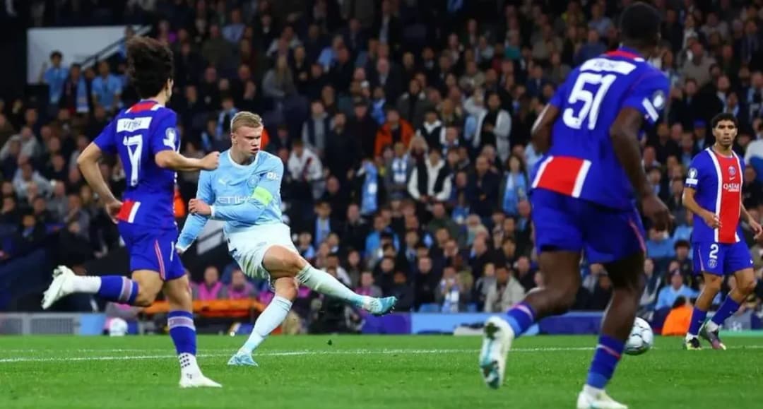 PSG extend unbeaten run against English sides to 12